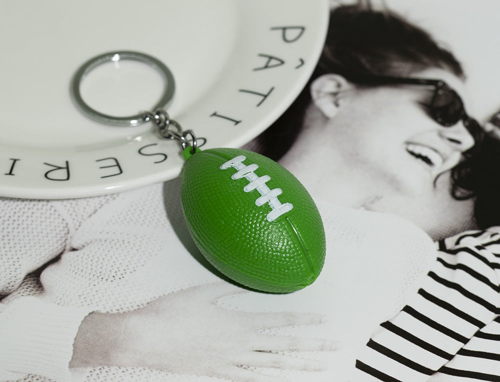 Non-Foam Tumble-Resistant Football Keychain – Korean Style Metal Sports Key Ring